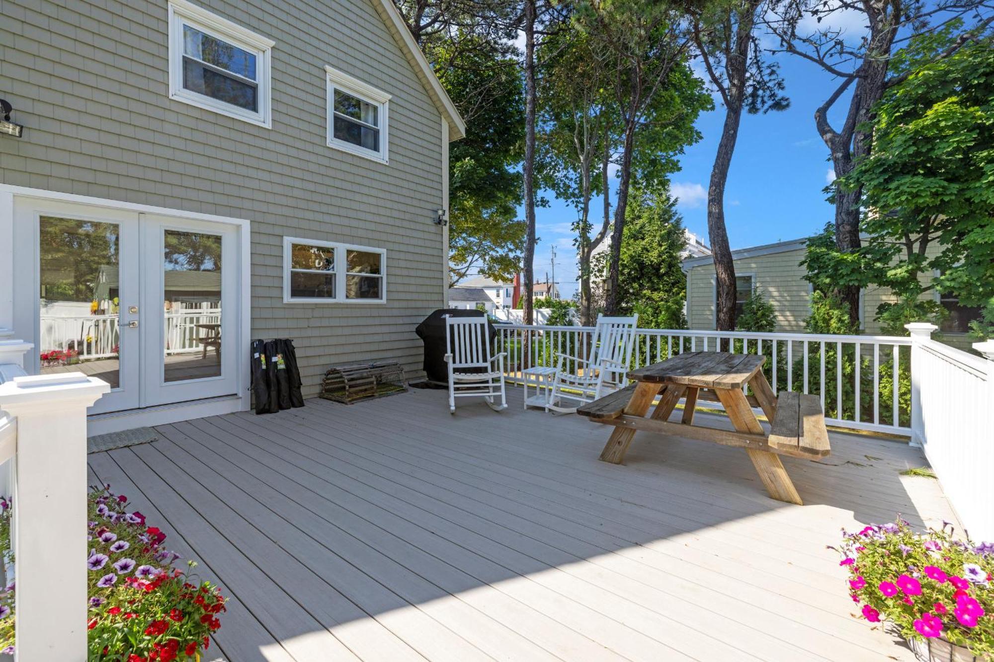 Pine Point Beach House With Deck, Fire Pit & Porch Скарбъро Екстериор снимка